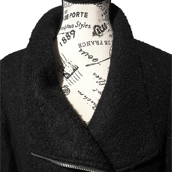 Guess Los Angeles Black Wool-Blend Asymmetrical Zip Coat Size Large EUC - Picture 6 of 13